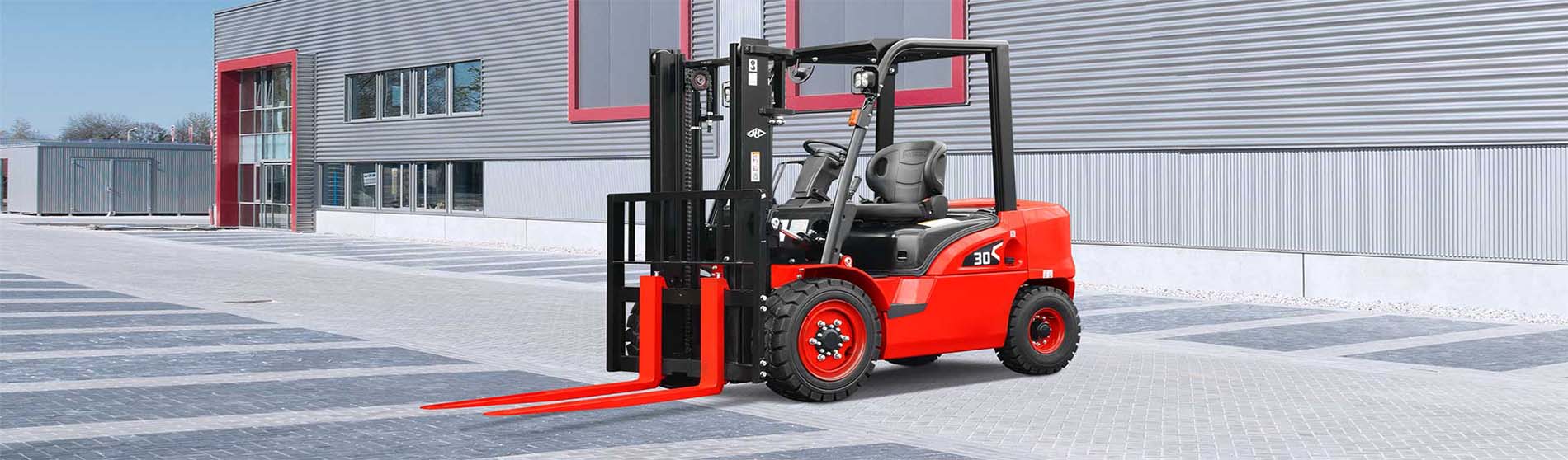 Forklift hire Rickmansworth unloading pallets from a commercial truck