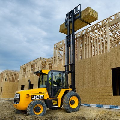 Forklift unloading machinery and industrial equipment in Rickmansworth